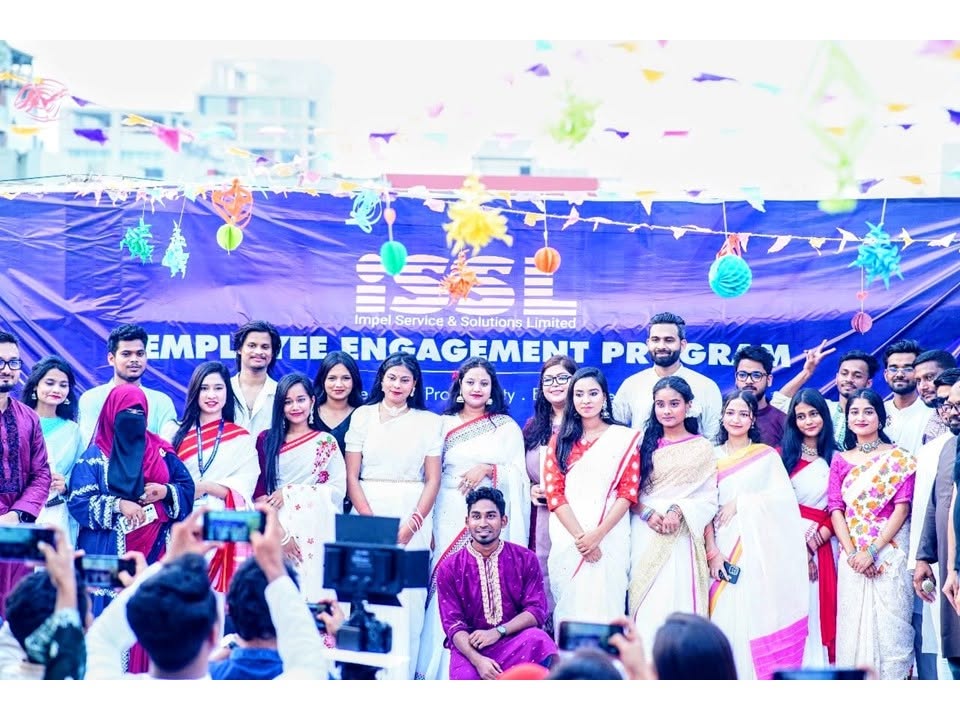 ISSL Employee Engagement Program group photo