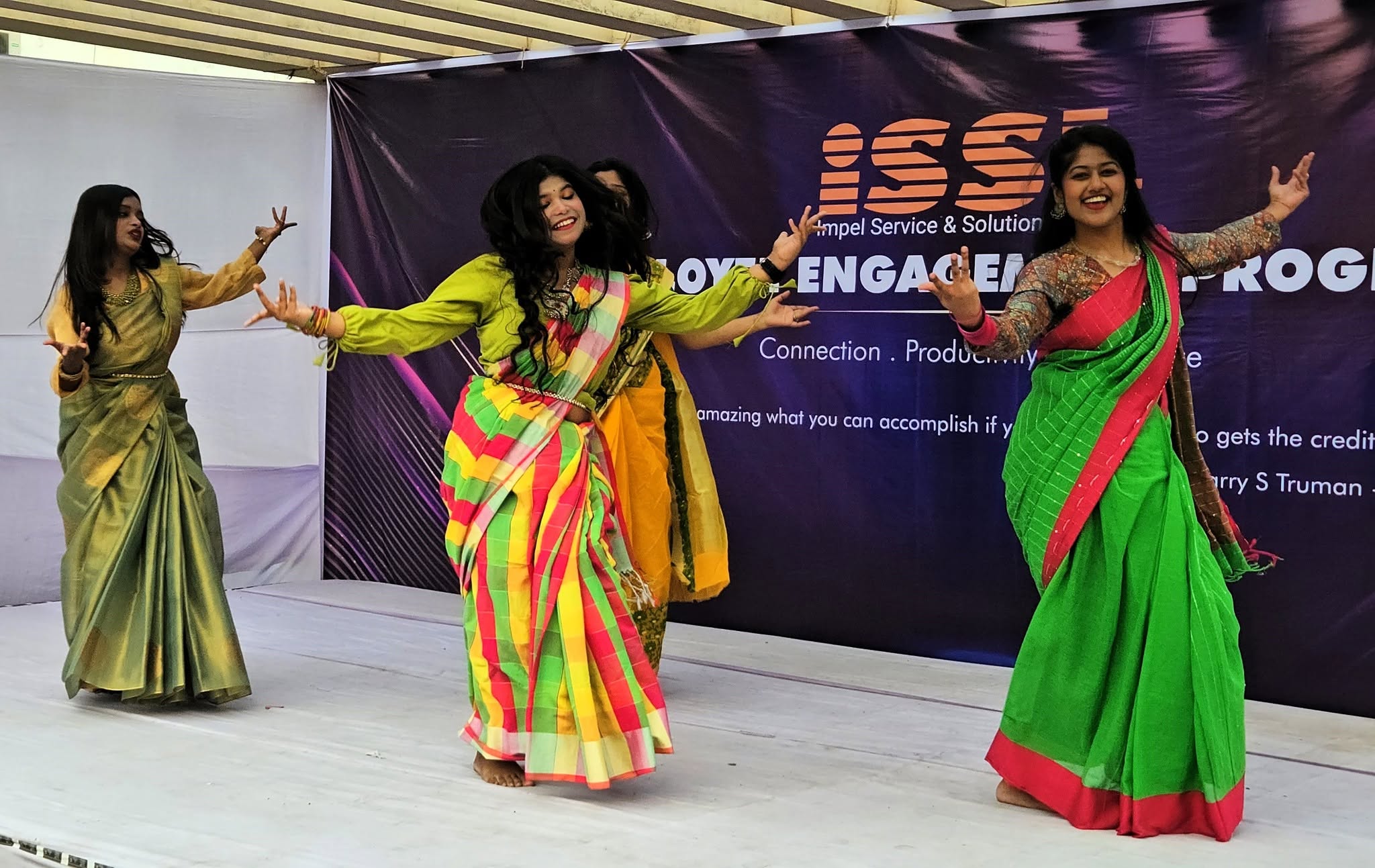 Cultural dance performance at ISSL